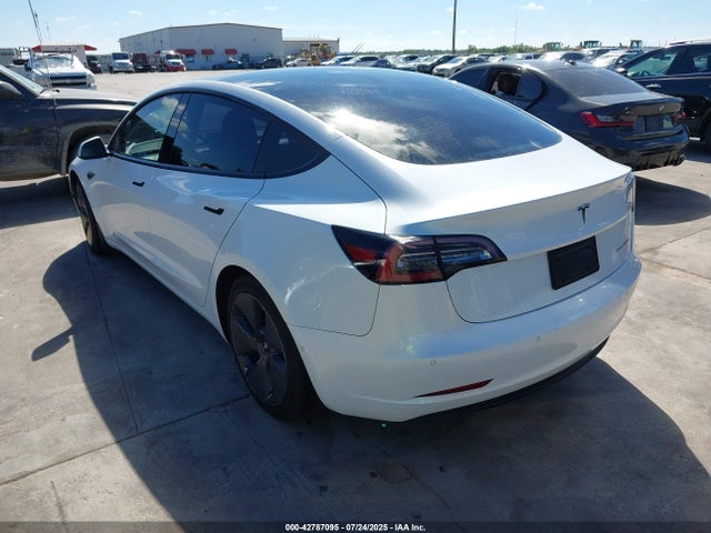 2021 TESLA MODEL 3 5YJ3E1EB9MF858573 Photo 2