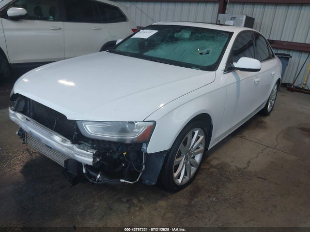 2013 AUDI A4 WAUFFAFLXDN006944 Photo 1