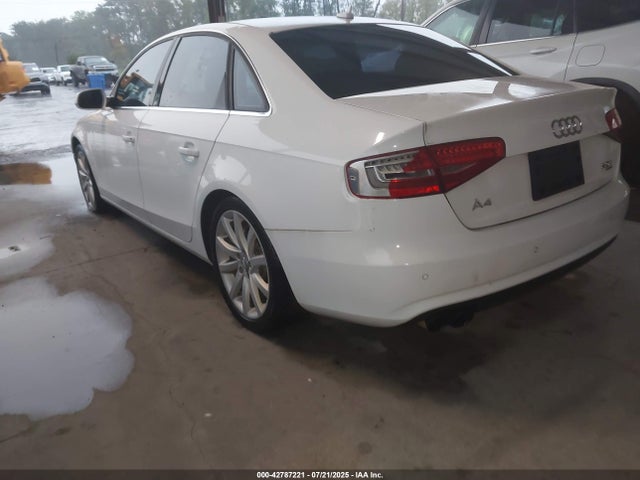 2013 AUDI A4 WAUFFAFLXDN006944 Photo 2