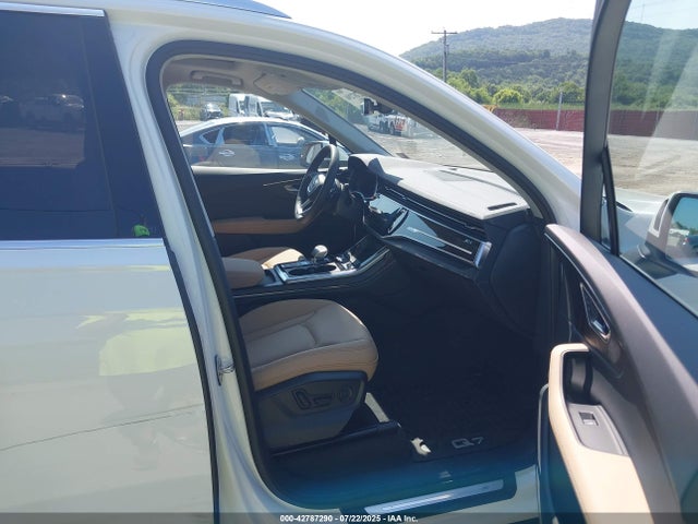 2025 AUDI Q7 WA1LCBF74SD008600 Photo 4