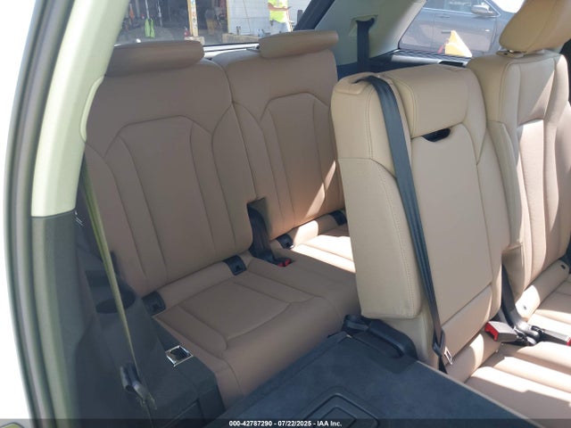 2025 AUDI Q7 WA1LCBF74SD008600 Photo 7