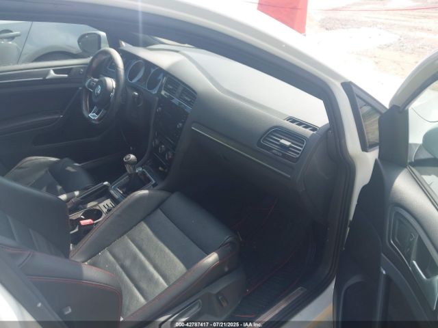 2019 VOLKSWAGEN GOLF GTI 3VW5T7AU4KM000538 Photo 4