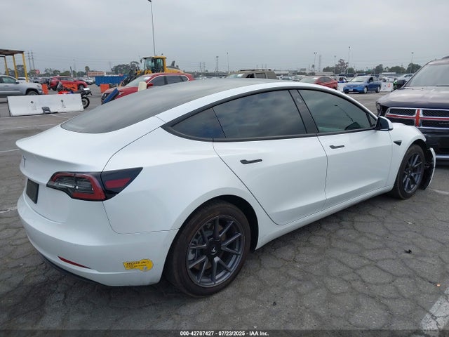 2021 TESLA MODEL 3 5YJ3E1EA1MF054324 Photo 3