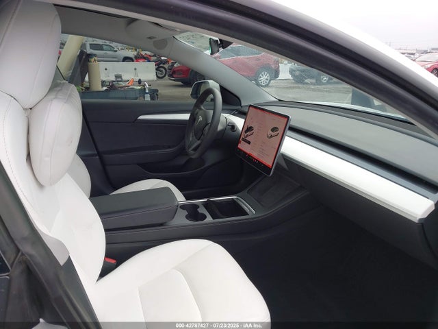 2021 TESLA MODEL 3 5YJ3E1EA1MF054324 Photo 4