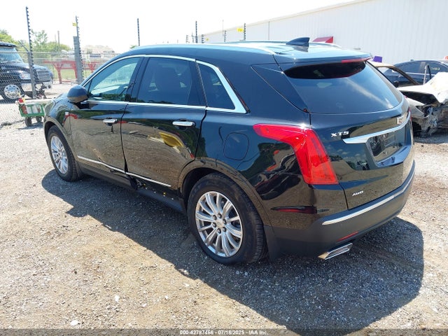 2019 CADILLAC XT5 1GYKNBRS5KZ150849 Photo 2