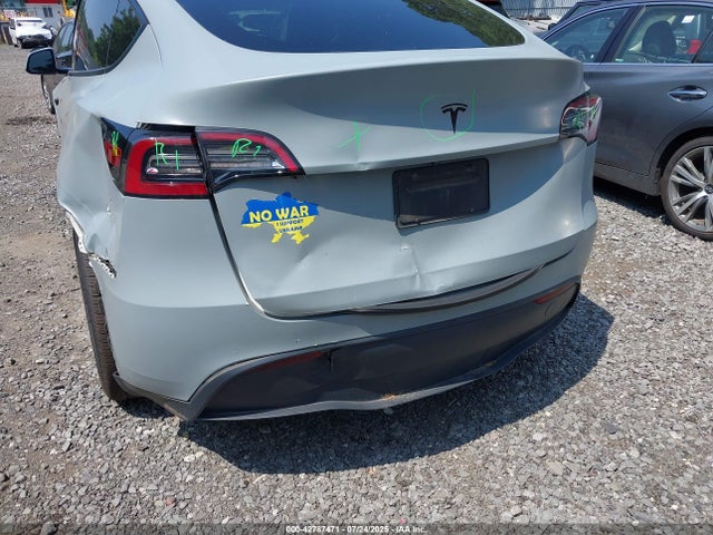 Tesla Model Y 2021 5YJYGDEE6MF253146 Image 19