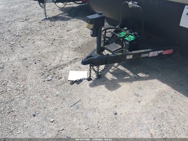 4X4TWDV14JY092019 Wildwood Wildwood Towables