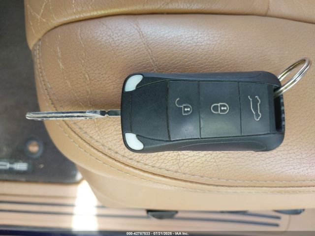 2005 PORSCHE CAYENNE WP1AA29P35LA25086 Photo 10