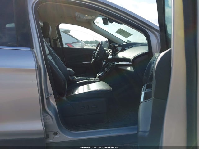 1FMCU0JX8GUC20059 Ford Escape