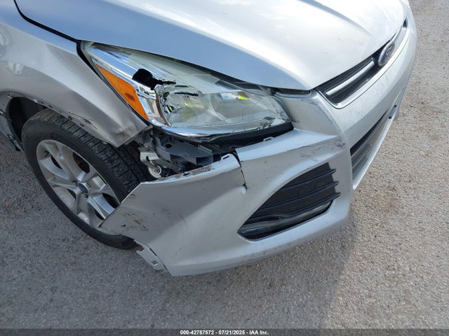 1FMCU0JX8GUC20059 Ford Escape
