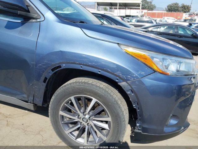 2019 TOYOTA HIGHLANDER 5TDKZRFH7KS355487 Photo 5