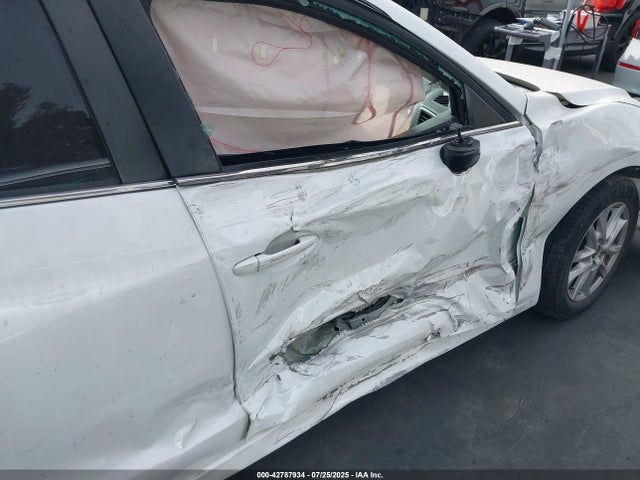 Mazda pe 2017 3MZBN1U77HM104286 Image 12
