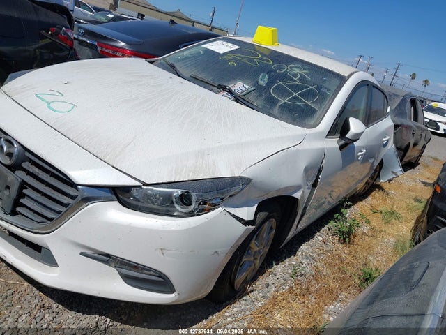 Mazda pe 2017 3MZBN1U77HM104286 Image 2