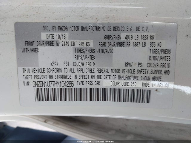 Mazda pe 2017 3MZBN1U77HM104286 Image 9