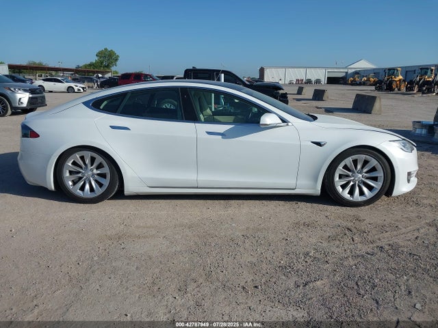 Tesla MODEL S 2018 5YJSA1E25JF276067 Image 12