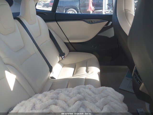 Tesla MODEL S 2018 5YJSA1E25JF276067 Image 8