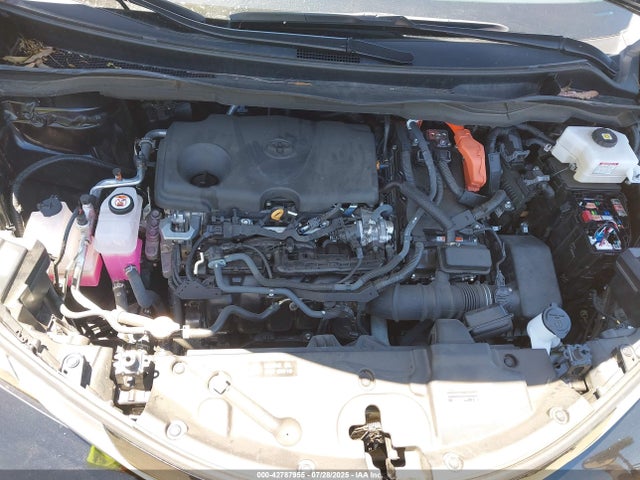 5TDZSKFCXRS111647 Toyota a25a-fxs