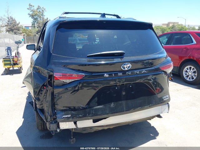 5TDZSKFCXRS111647 Toyota a25a-fxs