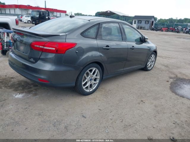 2015 FORD FOCUS 1FADP3F28FL231197 Photo 3