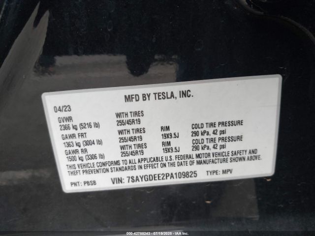 2023 TESLA MODEL Y 7SAYGDEE2PA109825 Photo 8