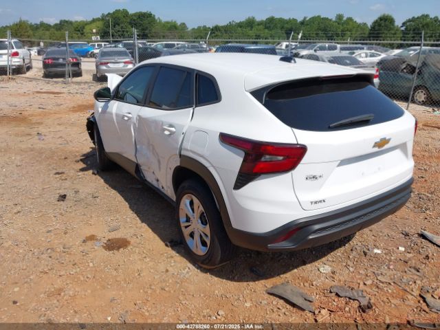 2024 CHEVROLET TRAX KL77LFE27RC053418 Photo 2