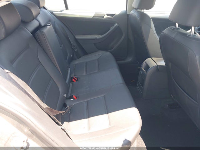 3VWDB7AJ0HM379230 Volkswagen 1.4 tsi