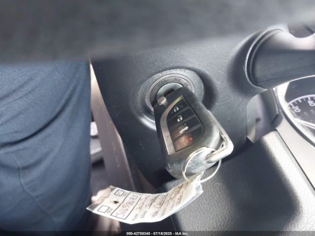 2018 TOYOTA CAMRY 4T1B11HK8JU658673 Photo 10