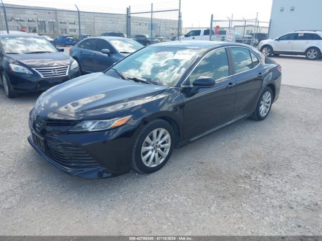 2018 TOYOTA CAMRY 4T1B11HK8JU658673 Photo 1
