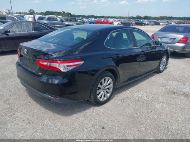 2018 TOYOTA CAMRY 4T1B11HK8JU658673 Photo 3