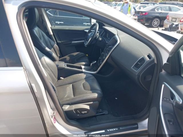 2014 VOLVO XC60 YV4902DZ4E2503356 Photo 4
