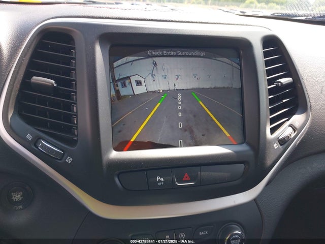 Jeep Cherokee 2018 1C4PJMBX1JD597828 Image 17