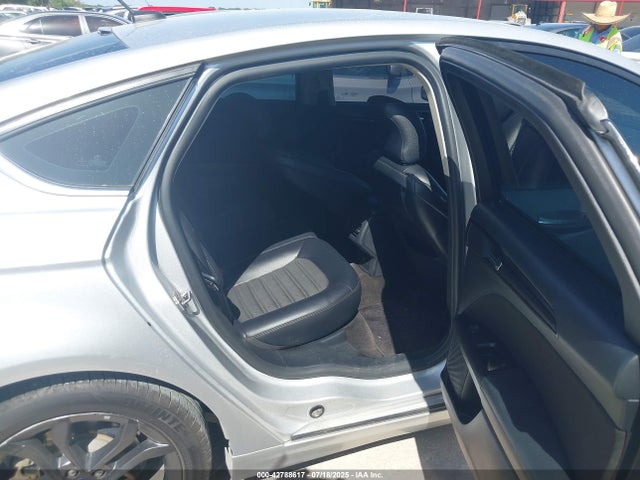 Ford 2.0l 4v atk hev 2018 3FA6P0LU2JR170338 Image 8