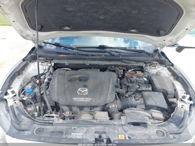 JM1GJ1U54G1461939 Mazda py
