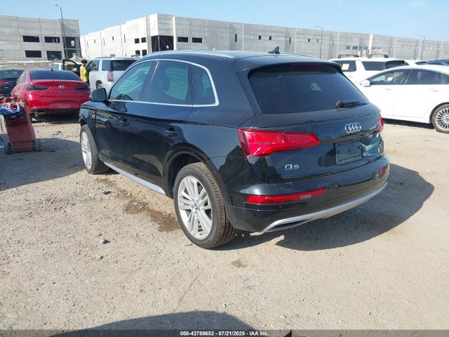 2018 AUDI Q5 WA1BNAFY8J2207832 Photo 2