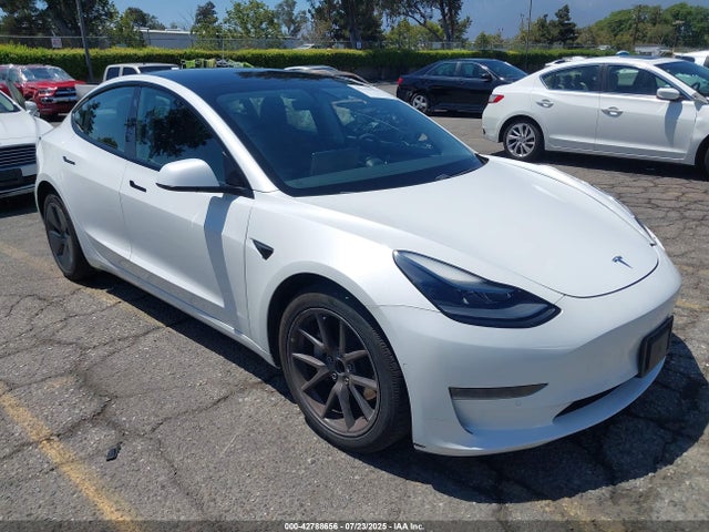 2021 TESLA MODEL 3 5YJ3E1EA8MF985547 Photo 0