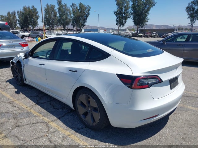 2021 TESLA MODEL 3 5YJ3E1EA8MF985547 Photo 2