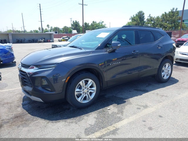Chevrolet lgx 2021 3GNKBCRSXMS563670 Image 2
