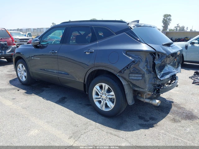 Chevrolet lgx 2021 3GNKBCRSXMS563670 Image 3