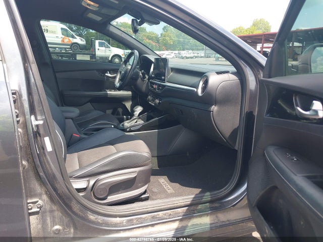 3KPF54AD5NE448303 KIA mpi nu