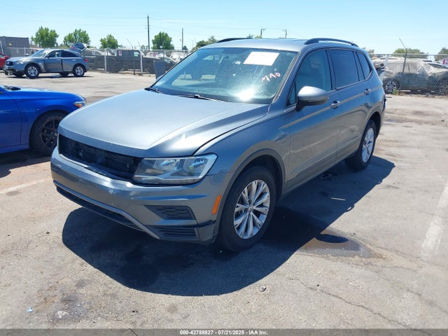 3VV0B7AX0JM206272 Volkswagen Tiguan