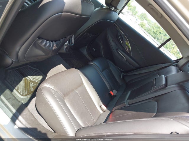 1G4GB5G3XEF131202 Buick lfx