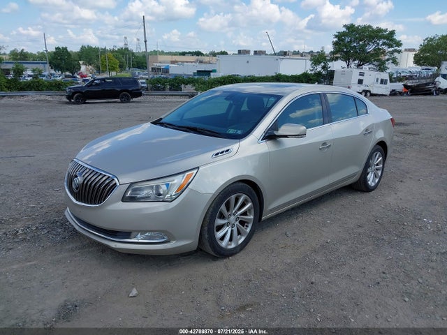1G4GB5G3XEF131202 Buick lfx