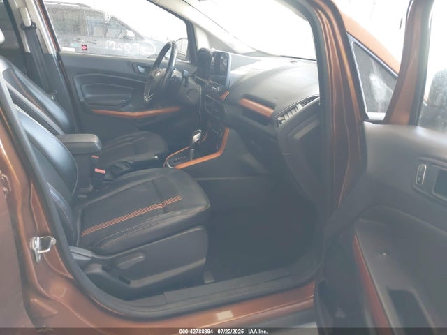 MAJ6P1CLXJC181017 Ford 2018
