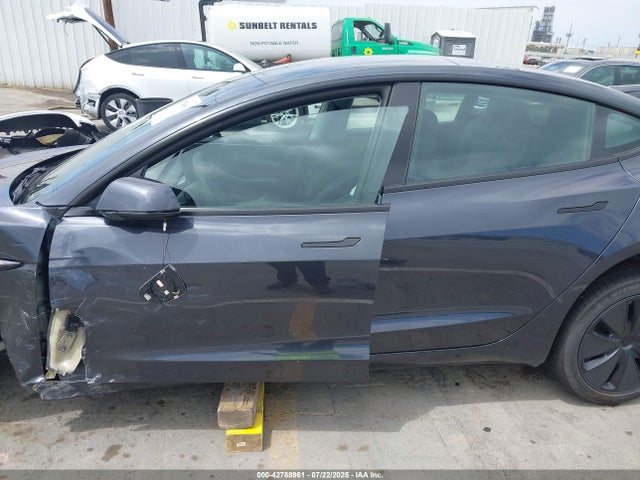 5YJ3E1EA2RF871177 Tesla MODEL 3