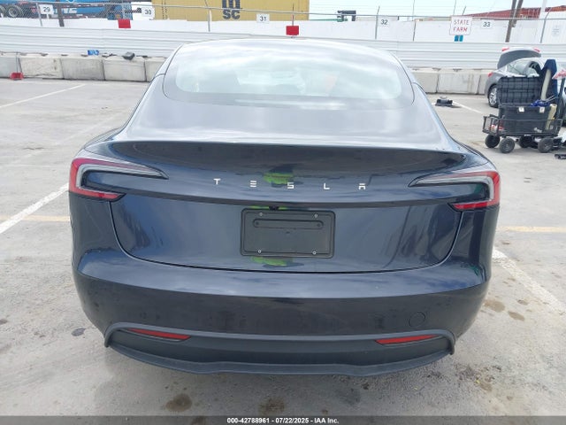 5YJ3E1EA2RF871177 Tesla MODEL 3