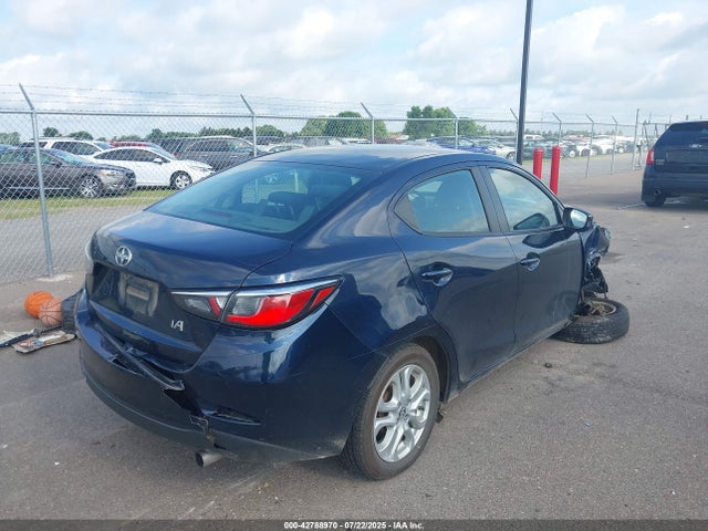 3MYDLBZV9GY144795 Scion p5v