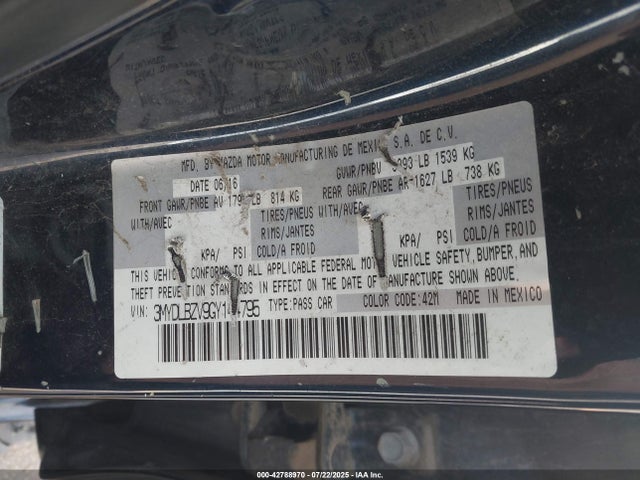 3MYDLBZV9GY144795 Scion p5v