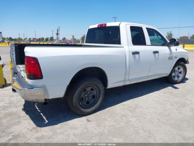 2017 RAM 1500 1C6RR6FT6HS570240 Photo 3