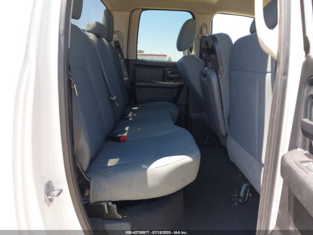 2017 RAM 1500 1C6RR6FT6HS570240 Photo 7