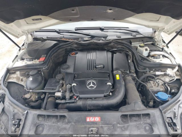 2012 MERCEDES-BENZ C 250 WDDGF4HB9CR193961 Photo 9
